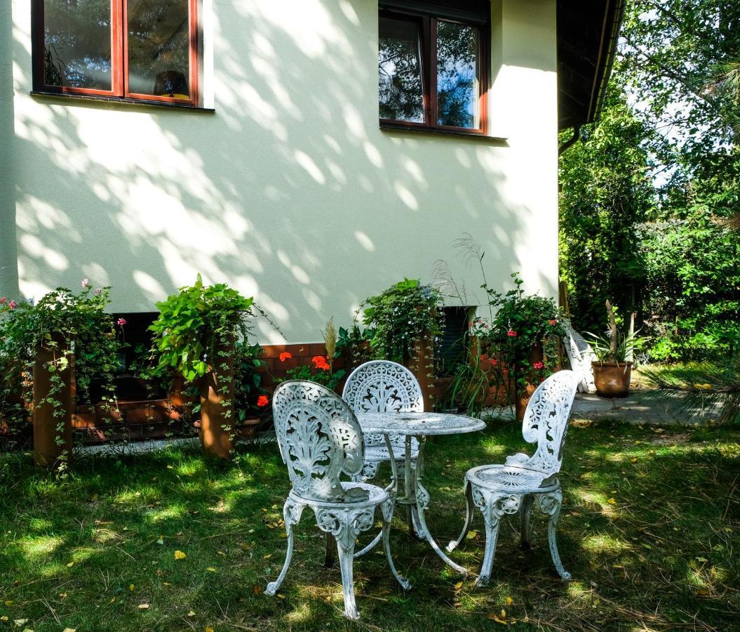 Villa 37B Bed And Breakfast Varsóvia Exterior foto